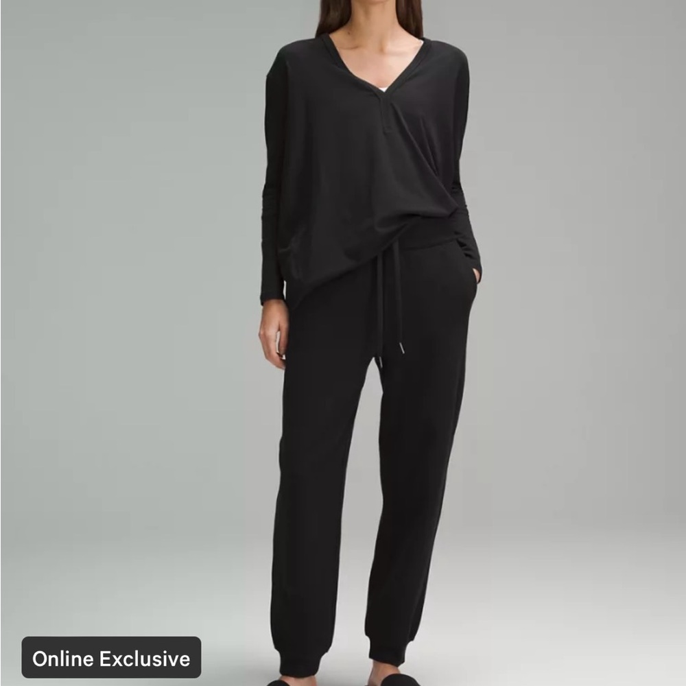 Lululemon Scuba Mid-rise Oversized Jogger